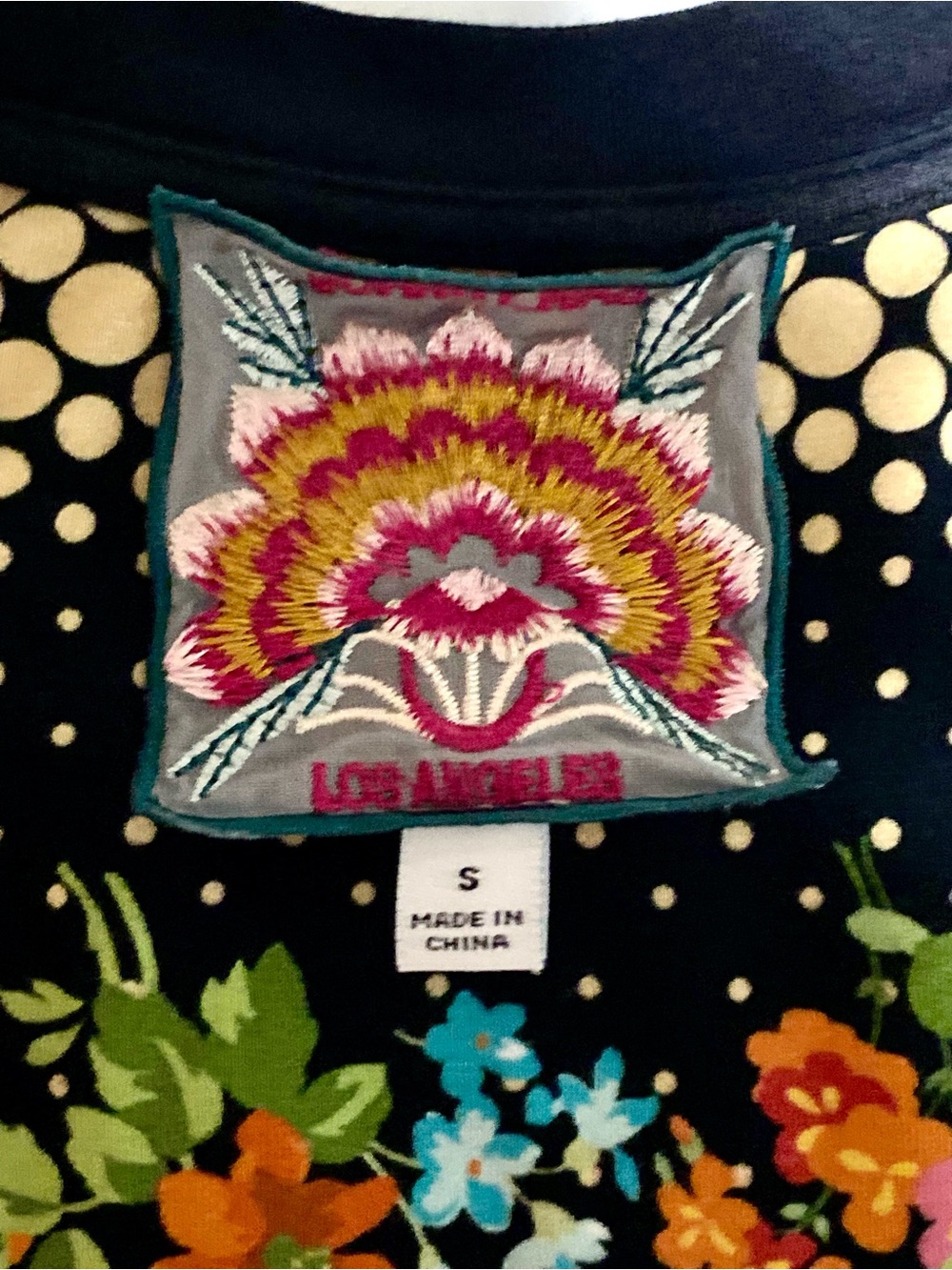 Johnny Was Redland Favorite Top Black Base Cream Floral Print Multi Color Border - Picture 7 of 12
